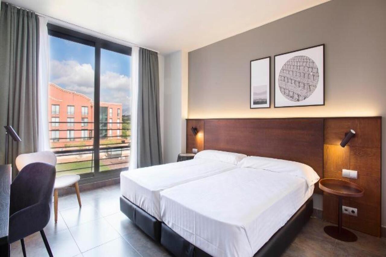 Dolce By Wyndham Barcelona Resort Sant Esteve Sesrovires Exteriér fotografie